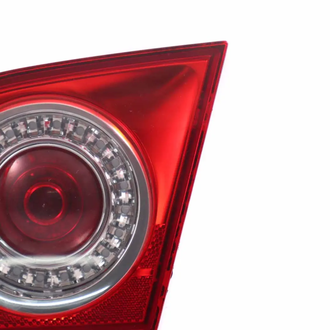 Lamp Right O/S Trunk Lid Tailgate Light to VW Passat B6 Saloon Rear with Part number 3C5945094F VW Passat B6 Saloon Rear Lamp Right O/S Trunk Lid Tailgate Light - SKU 3C5945094F - Part number 3C5945094F