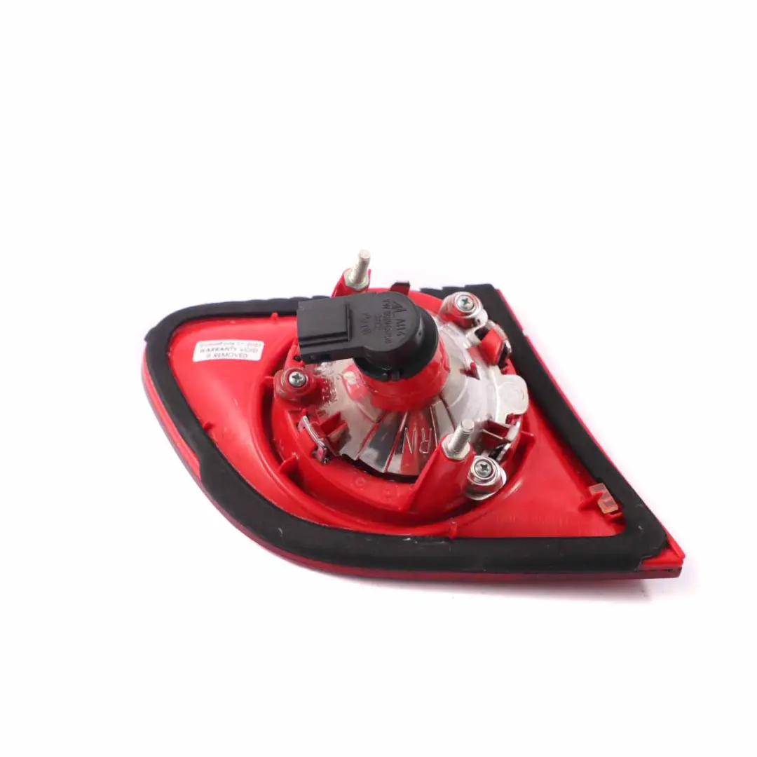 Lamp Right O/S Trunk Lid Tailgate Light to VW Passat B6 Saloon Rear with Part number 3C5945094F VW Passat B6 Saloon Rear Lamp Right O/S Trunk Lid Tailgate Light - SKU 3C5945094F - Part number 3C5945094F