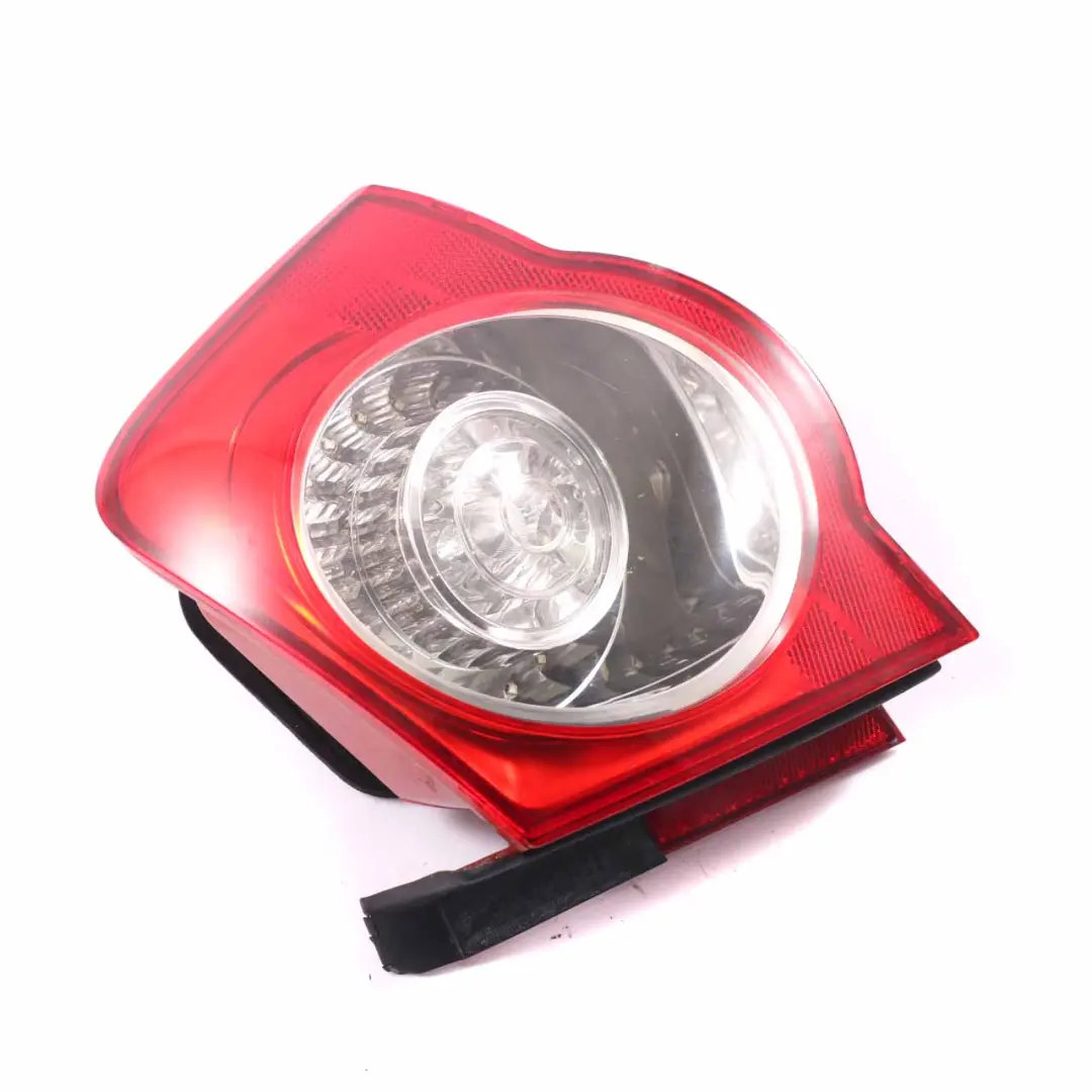Lamp Right O/S Tail Light to VW Volkswagen Passat B6 Saloon Rear with Part number 3C5945096H VW Volkswagen Passat B6 Saloon Rear Lamp Right O/S Tail Light - SKU 3C5945096H - Part number 3C5945096H