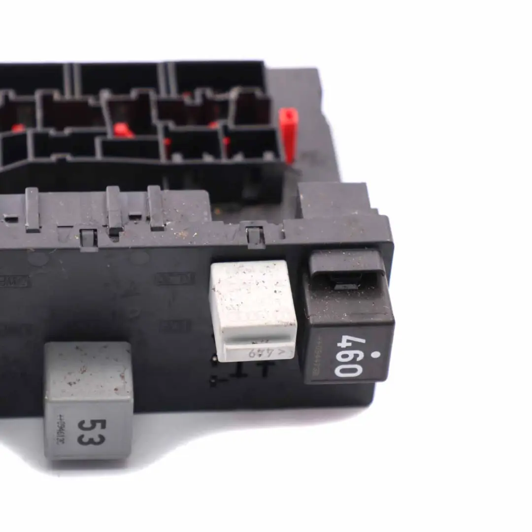 VW Touran Module l'unité Confort De La Commande De La Carrosserie BCM - SKU 3C8937049D - Numéro de pièce 3C8937049D