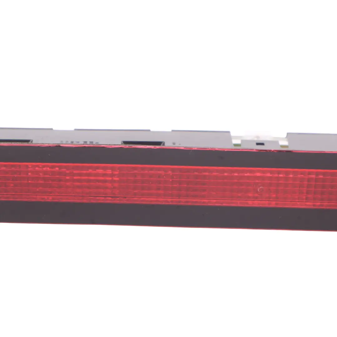 Terza luce stop posteriore per Volkswagen Golf Sportsvan con numero di parte 3CN945087 Volkswagen Golf Sportsvan Terza luce stop posteriore - SKU 3CN945087 - Numero di parte 3CN945087