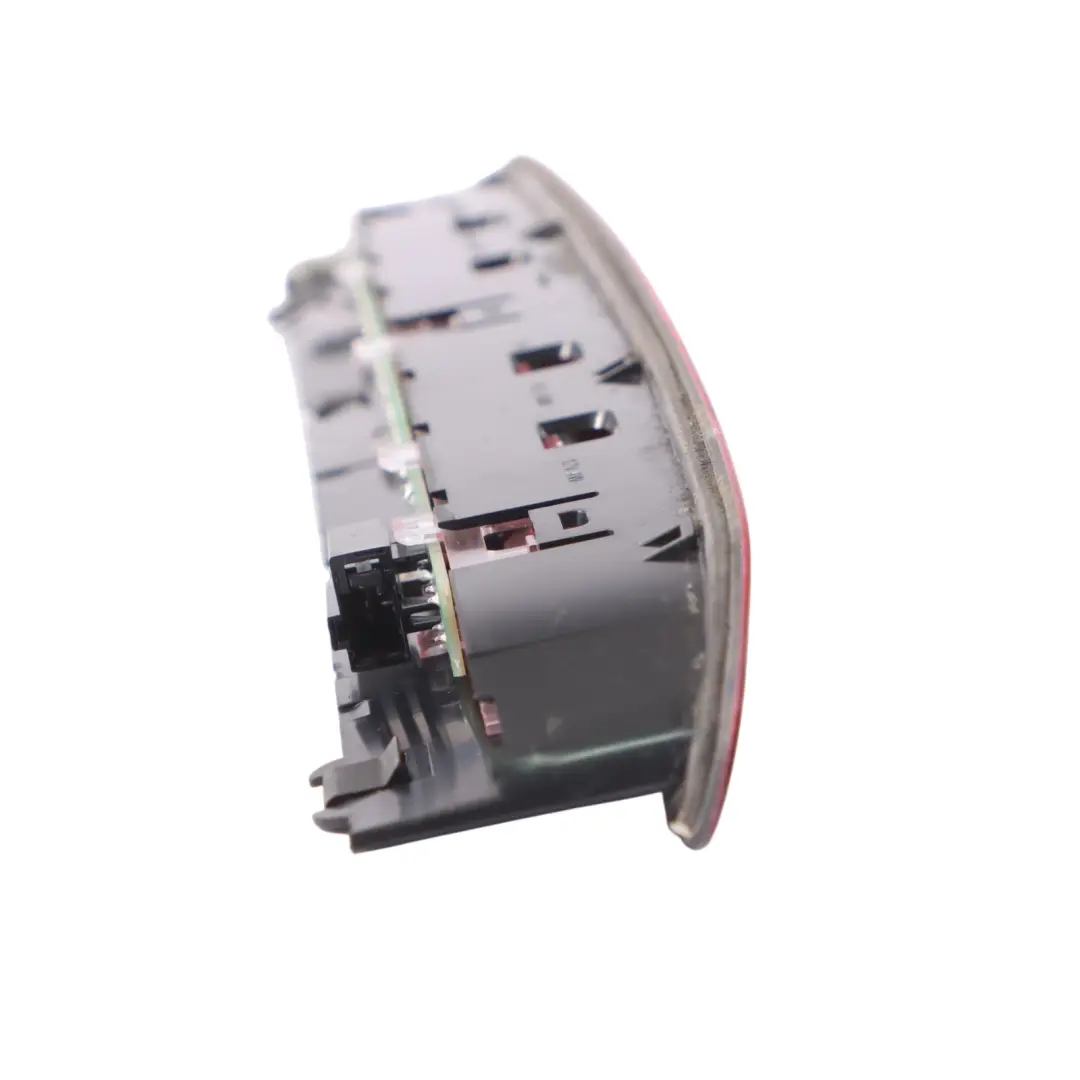 Volkswagen Golf Sportsvan Terza luce stop posteriore - SKU 3CN945087 - Numero di parte 3CN945087