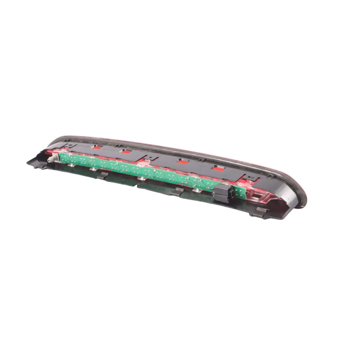 Volkswagen Golf Sportsvan Feu de stop arrière - SKU 3CN945087 - Numéro de pièce 3CN945087