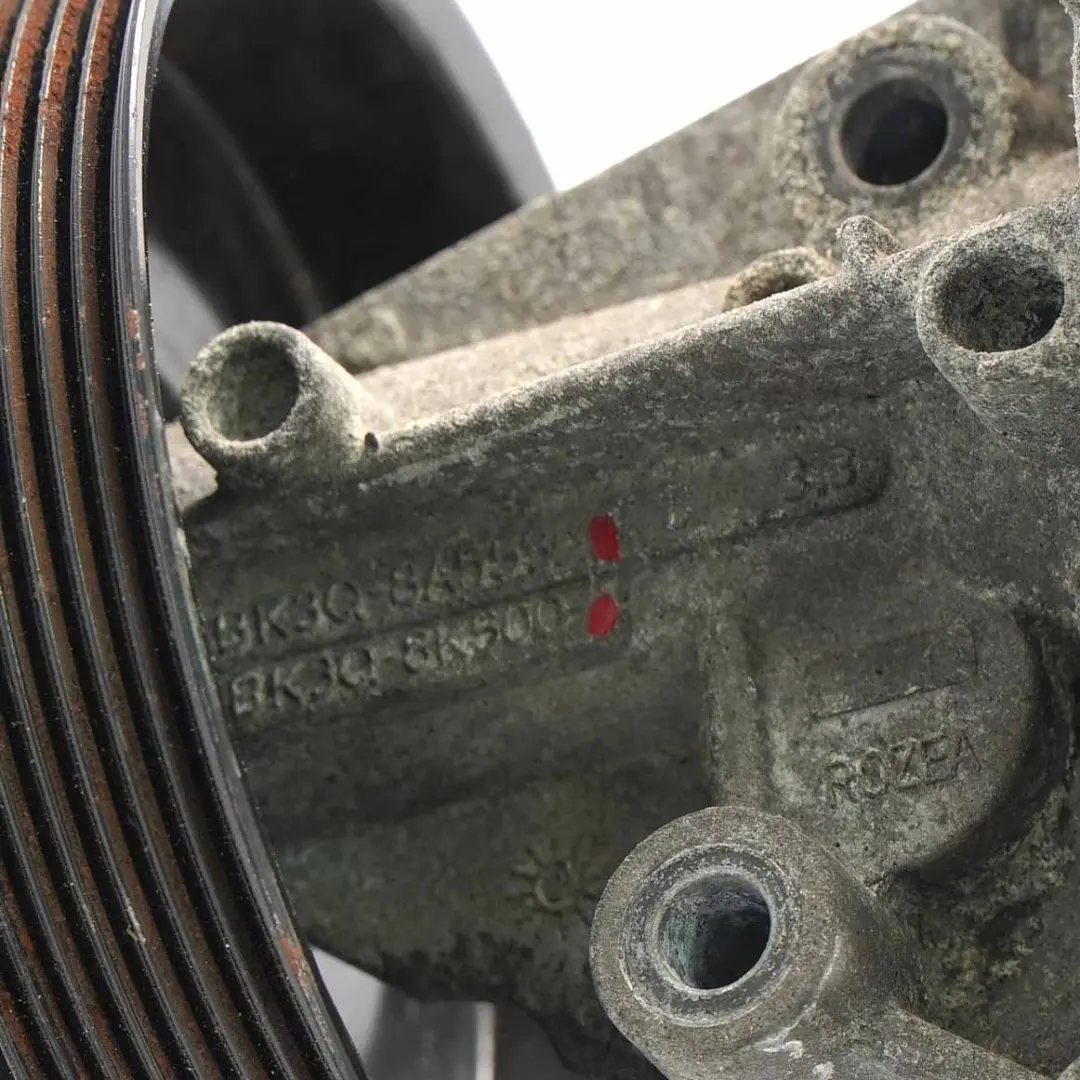 Wasser Kühlmittel pumpe für Ford Transit MK7 Diesel mit Teilenummer 3K3Q8A558CD Ford Transit MK7 Diesel Wasser Kühlmittel pumpe - SKU 3K3Q8A558CD - Teilenummer 3K3Q8A558CD