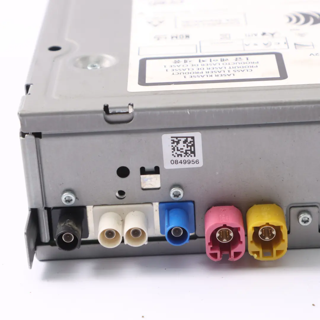 Stereo Radio Sat Nav Hauptgerät für Volkswagen Golf SV Tiguan Passat mit Teilenummer 3Q0035874C Volkswagen Golf SV Tiguan Passat Stereo Radio Sat Nav Hauptgerät - SKU 3Q0035874C - Teilenummer 3Q0035874C