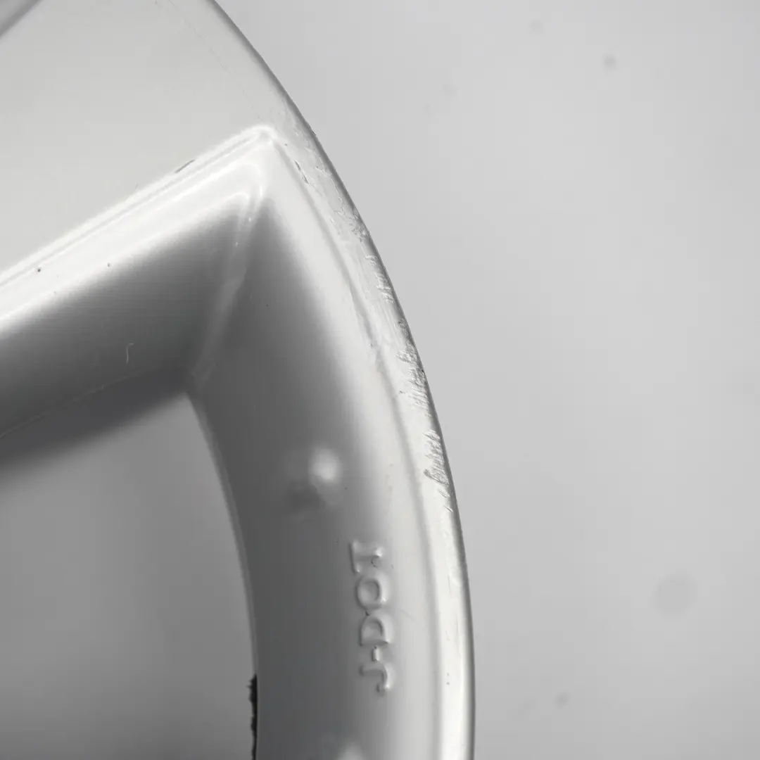 Srebrna felga aluminiowa 17" ET:40 6.5J do Nissan Qashqai J10 o numerze 40300EY17C Nissan Qashqai J10 Srebrna felga aluminiowa 17" ET:40 6.5J - SKU 40300EY17C-2 - Numer Części 40300EY17C