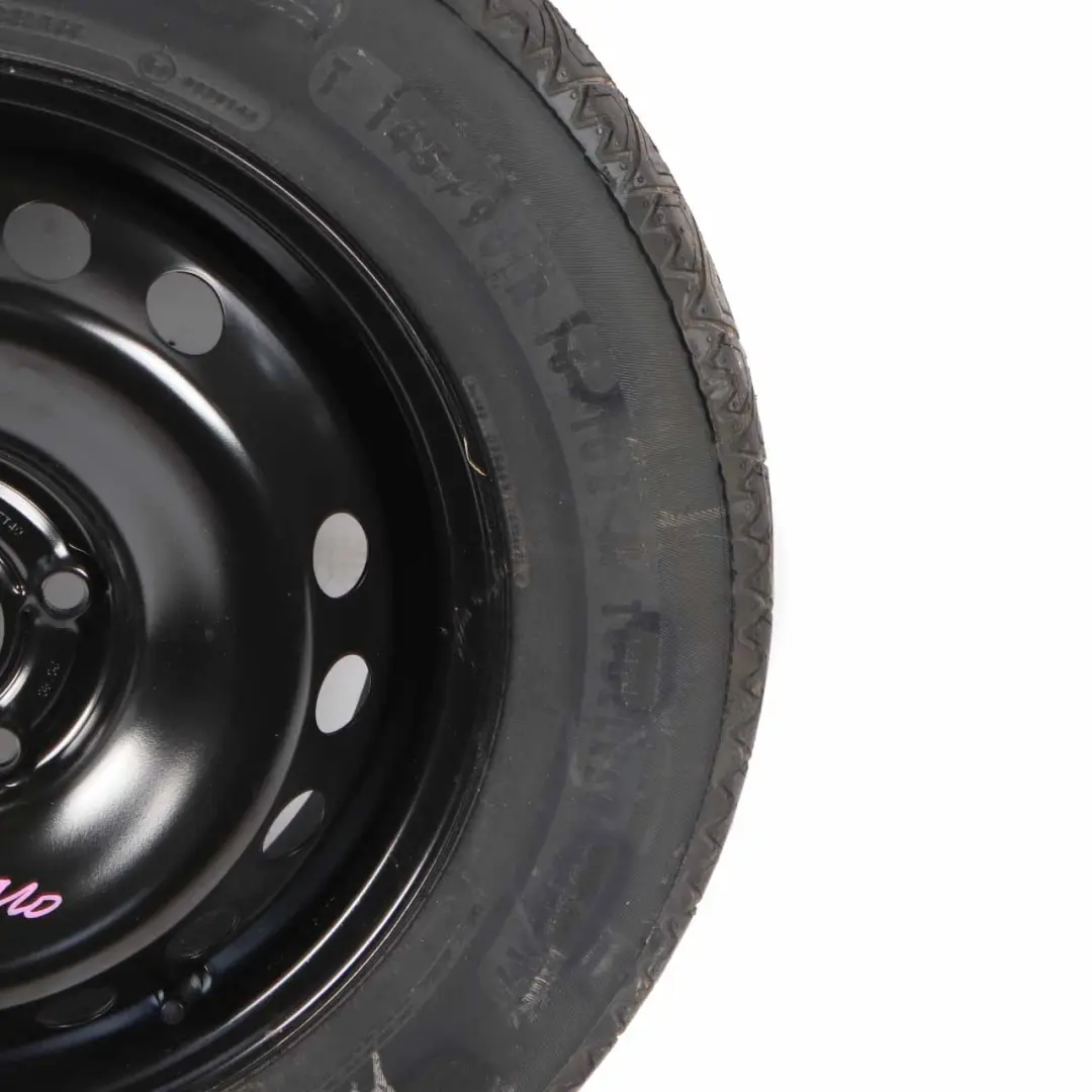 Llanta de acero de repuesto 16" ET:40 6,5J D0300JD01B para Nissan Qashqai J10 con número de pieza 40300JD077 Nissan Qashqai J10 Llanta de acero de repuesto 16" ET:40 6,5J D0300JD01B - SKU 40300JD077 - Número de pieza 40300JD077