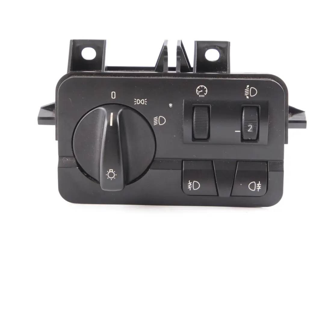 Headlight Light Lamp Switch Control Unit Module Button Panel to BMW E46 with Part number 4105585 BMW E46 Headlight Light Lamp Switch Control Unit Module Button Panel - SKU 4105585 - Part number 4105585