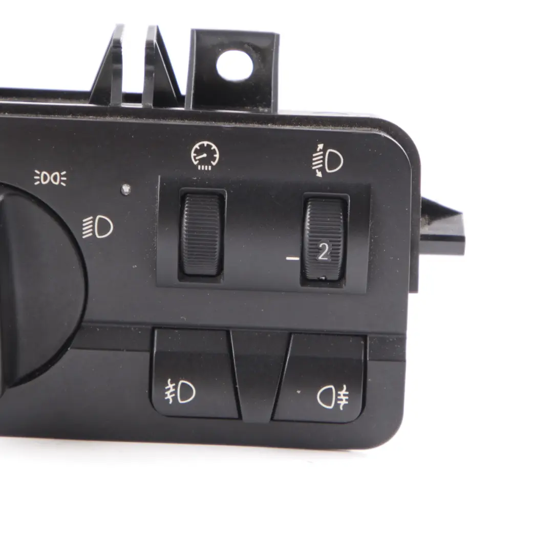 Headlight Light Lamp Switch Control Unit Module Button Panel to BMW E46 with Part number 4105585 BMW E46 Headlight Light Lamp Switch Control Unit Module Button Panel - SKU 4105585 - Part number 4105585