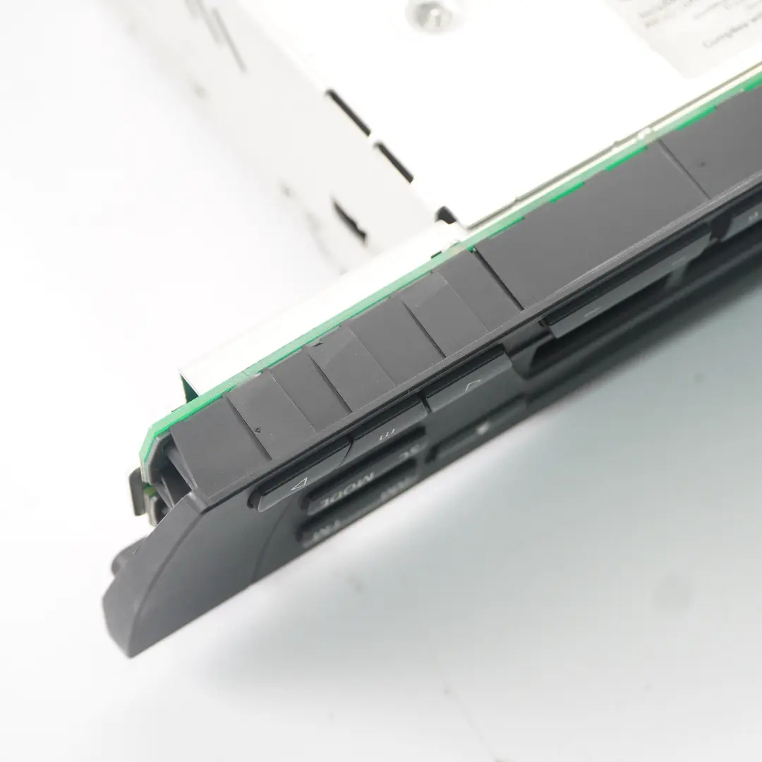 Radio Business BMW X3 E83 Z4 E85 E86 CD Unité principale du lecteur pour à propos du numéro de pièce 4154935 Radio Business BMW X3 E83 Z4 E85 E86 CD Unité principale du lecteur - SKU 4154935-1 - Numéro de pièce 4154935