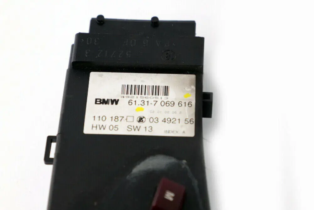 Unidad de Actuación Panel Interruptor del Asiento Delantero Derecho para BMW X5 E53 con número de pieza 4318624 BMW X5 E53 Unidad de Actuación Panel Interruptor del Asiento Delantero Derecho - SKU 4318624 - Número de pieza 4318624