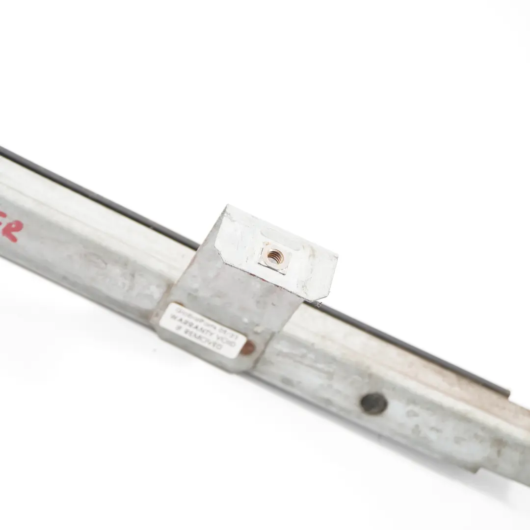 Rail guidage fenêtre Porte avant droite Joint montage porte pour Ford Transit à propos du numéro de pièce 4346288 Ford Transit Rail guidage fenêtre Porte avant droite Joint montage porte - SKU 4346288 - Numéro de pièce 4346288