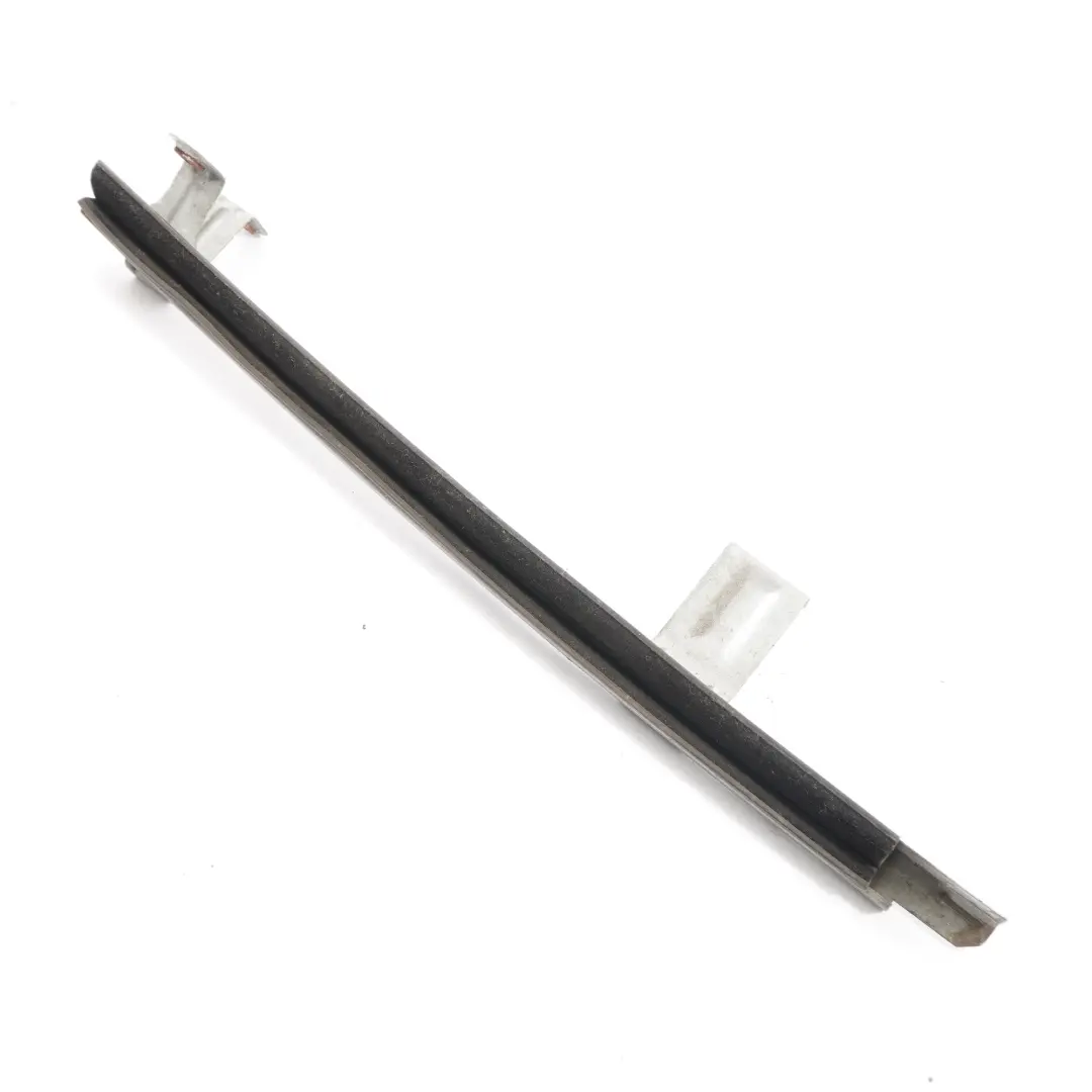 Ford Transit guidage fenêtre Joint d'étanchéité porte avant gauche Joint - SKU 4346289 - Numéro de pièce 4346289