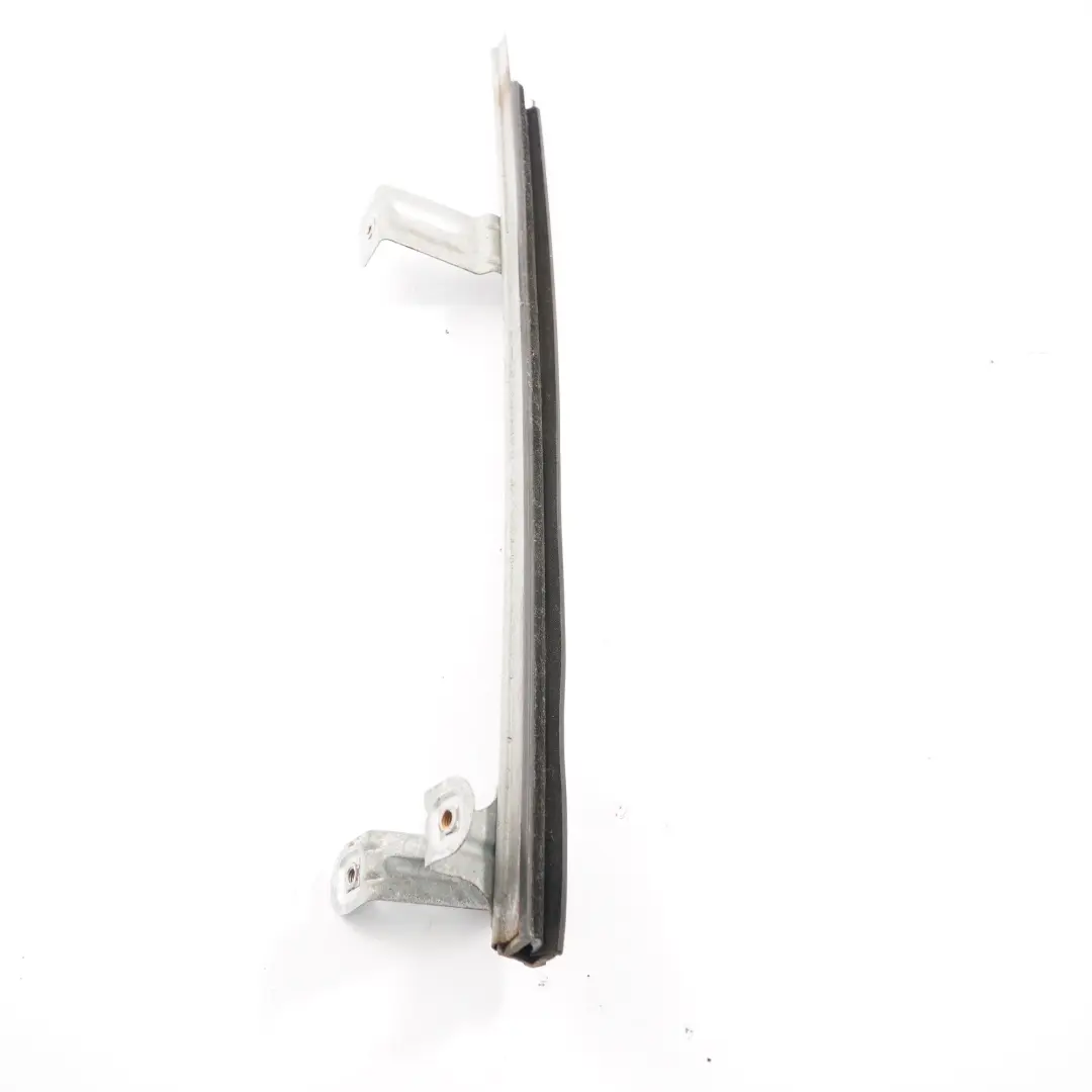 Ford Transit guidage fenêtre Joint d'étanchéité porte avant gauche Joint - SKU 4346289 - Numéro de pièce 4346289