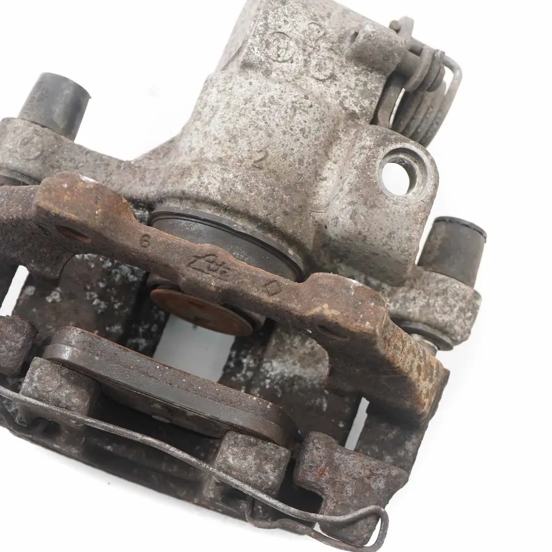 Etrier de frein arrière gauche Unité de frein de roue pour Ford Transit à propos du numéro de pièce 4500870 Ford Transit Etrier de frein arrière gauche Unité de frein de roue - SKU 4500870 - Numéro de pièce 4500870