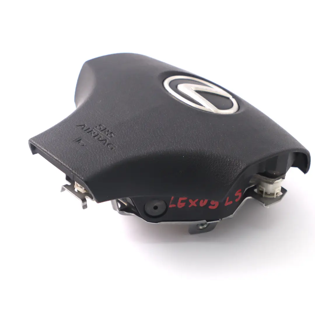 Poduszka Airbag Kierowcy Czarna do Lexus IS o numerze 45130-53080-C0 Lexus IS Poduszka Airbag Kierowcy Czarna - SKU 45130-53080-C0 - Numer Części 45130-53080-C0