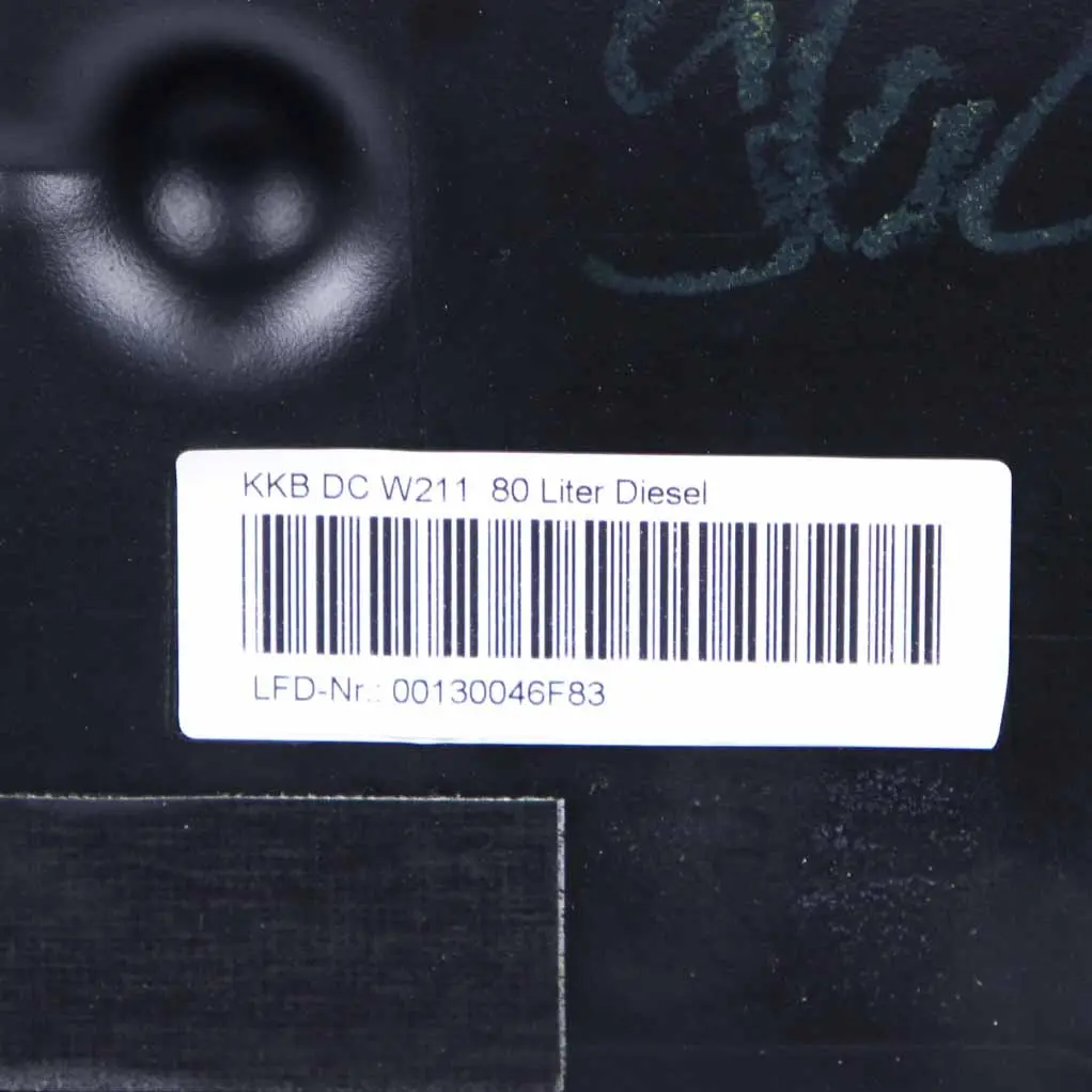 Serbatoio Mercedes W211 W219 Diesel Serbatoio completo 80L per con numero di parte A2114701102 Serbatoio Mercedes W211 W219 Diesel Serbatoio completo 80L - SKU A2114701102 - Numero di parte A2114701102