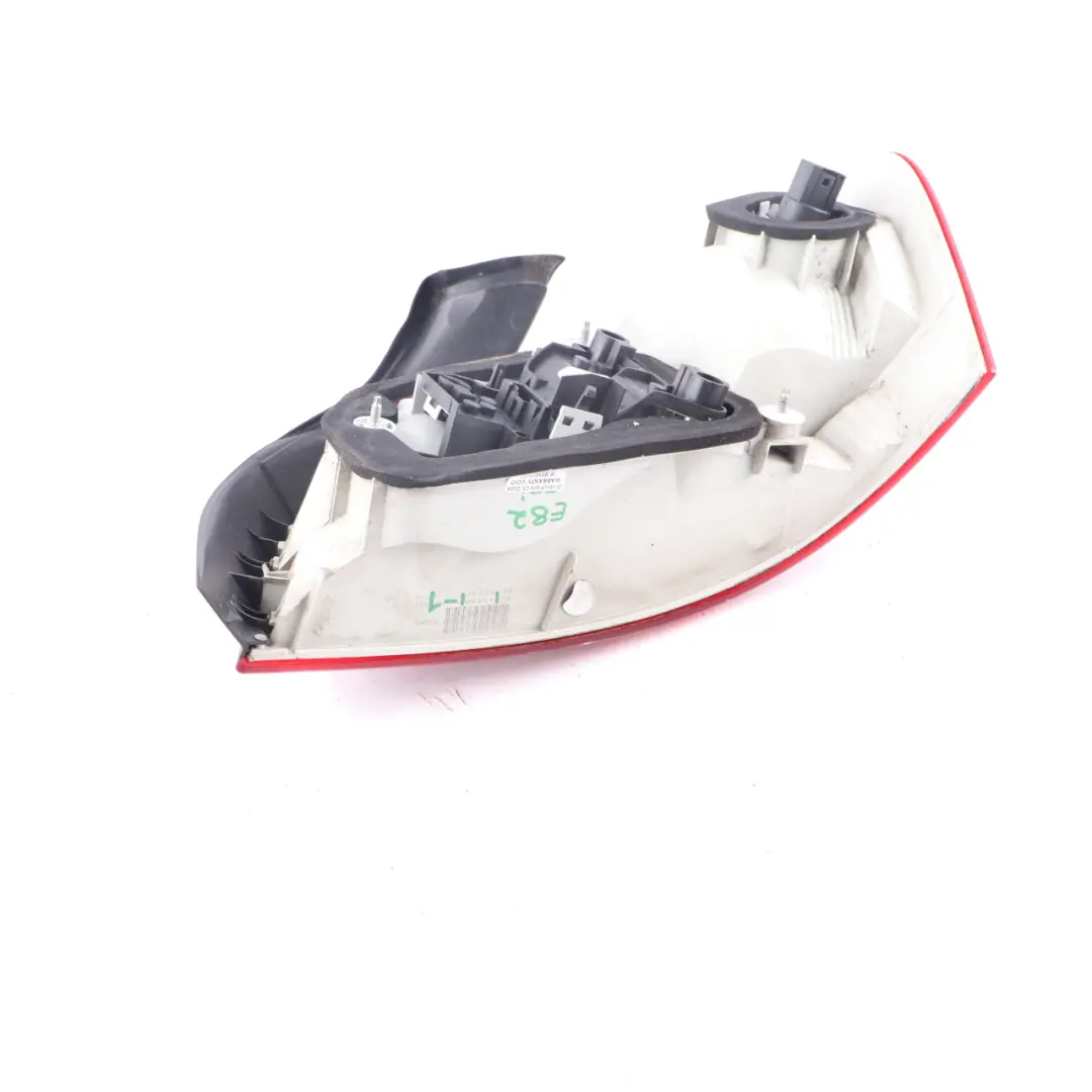 BMW E82 E88 Coupe Cabrio Fanale Posteriore Lampada Luce Sinistra - SKU 4869809-1 - Numero di parte 4869809