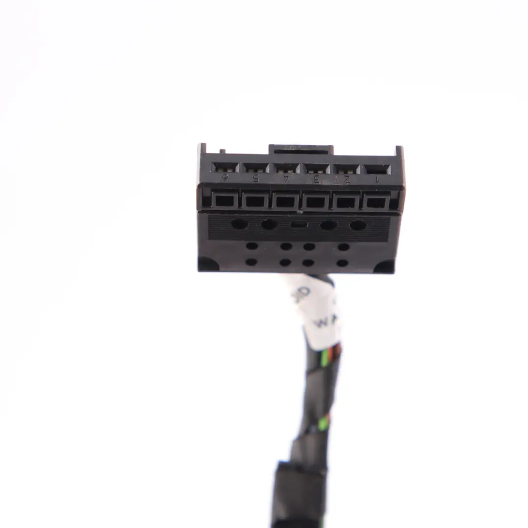 BMW E82 E88 Coupe Cabrio Taillight Right Rear O/S Plug Socket Wiring 6984754 - SKU 4869810-3 - Part number 4869810