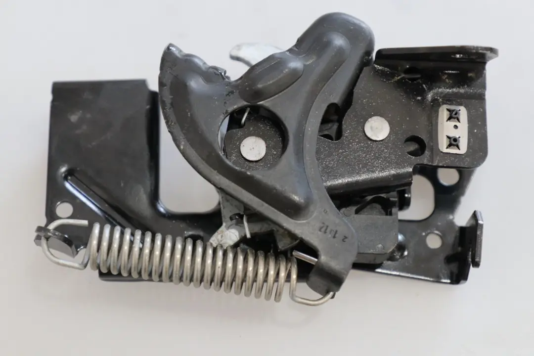 Hood Lock BMW F20 F21 F30 F31 Lower Locking Part Left N/S to with Part number 4895946 Hood Lock BMW F20 F21 F30 F31 Lower Locking Part Left N/S - SKU 4895946 - Part number 4895946