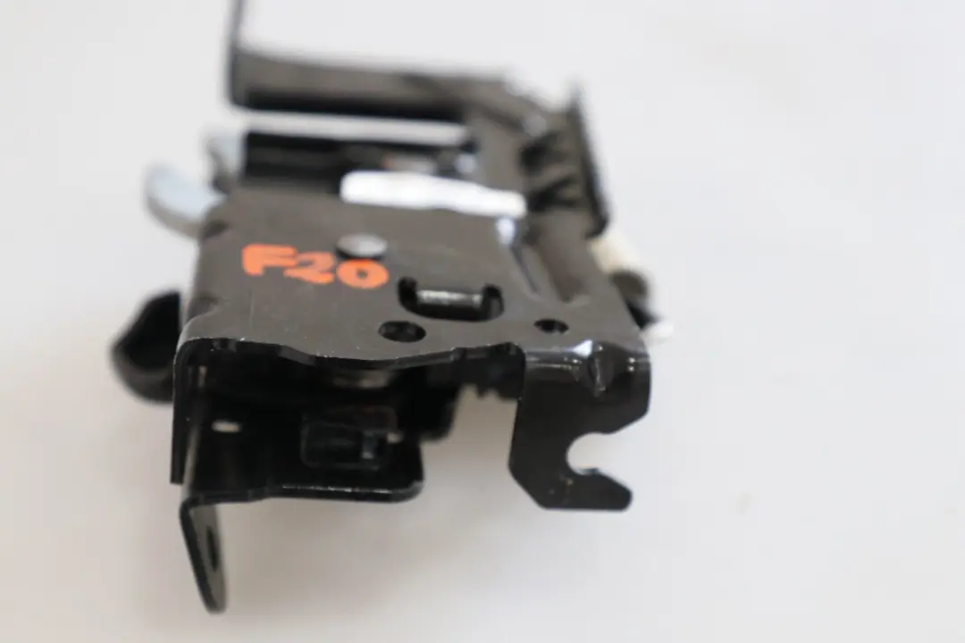BMW F20 F21 F30 F31 Serrure De Capot Inférieure Gauche - SKU 4895946 - Numéro de pièce 4895946