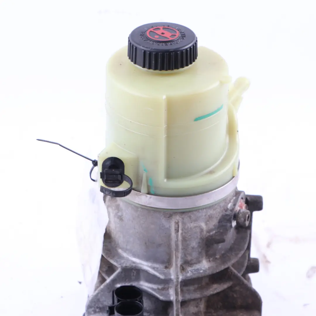 Steering Pump to Renault Trafic 3 Vauxhall Vivaro B 1.6 Diesel Power with Part number 491100616R Renault Trafic 3 Vauxhall Vivaro B 1.6 Diesel Power Steering Pump - SKU 491100616R - Part number 491100616R
