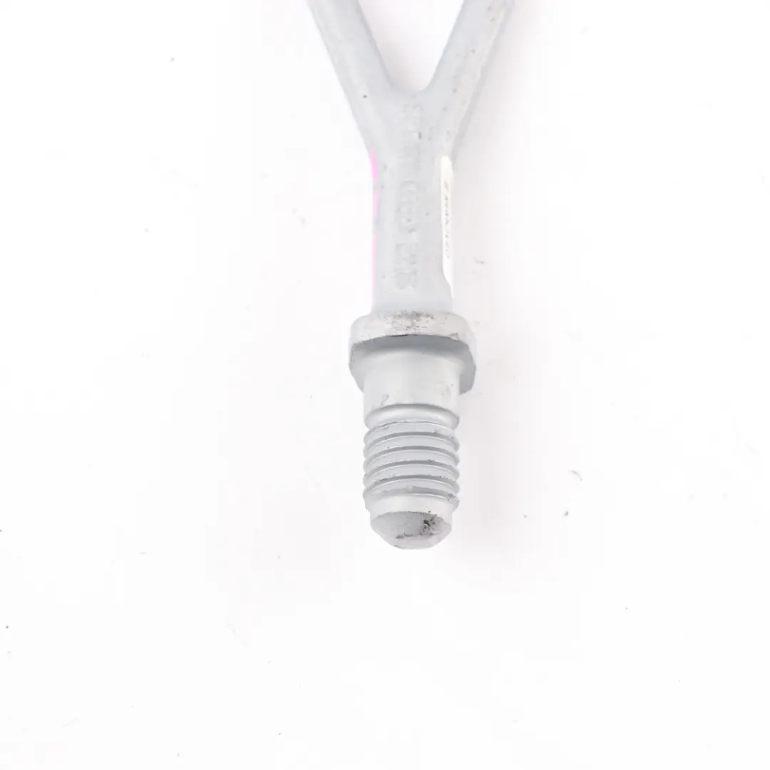 8N A6 C5 A4 Gancio Di Traino per Audi TT con numero di parte 4B0805616A Audi TT 8N A6 C5 A4 Gancio Di Traino - SKU 4B0805616A - Numero di parte 4B0805616A