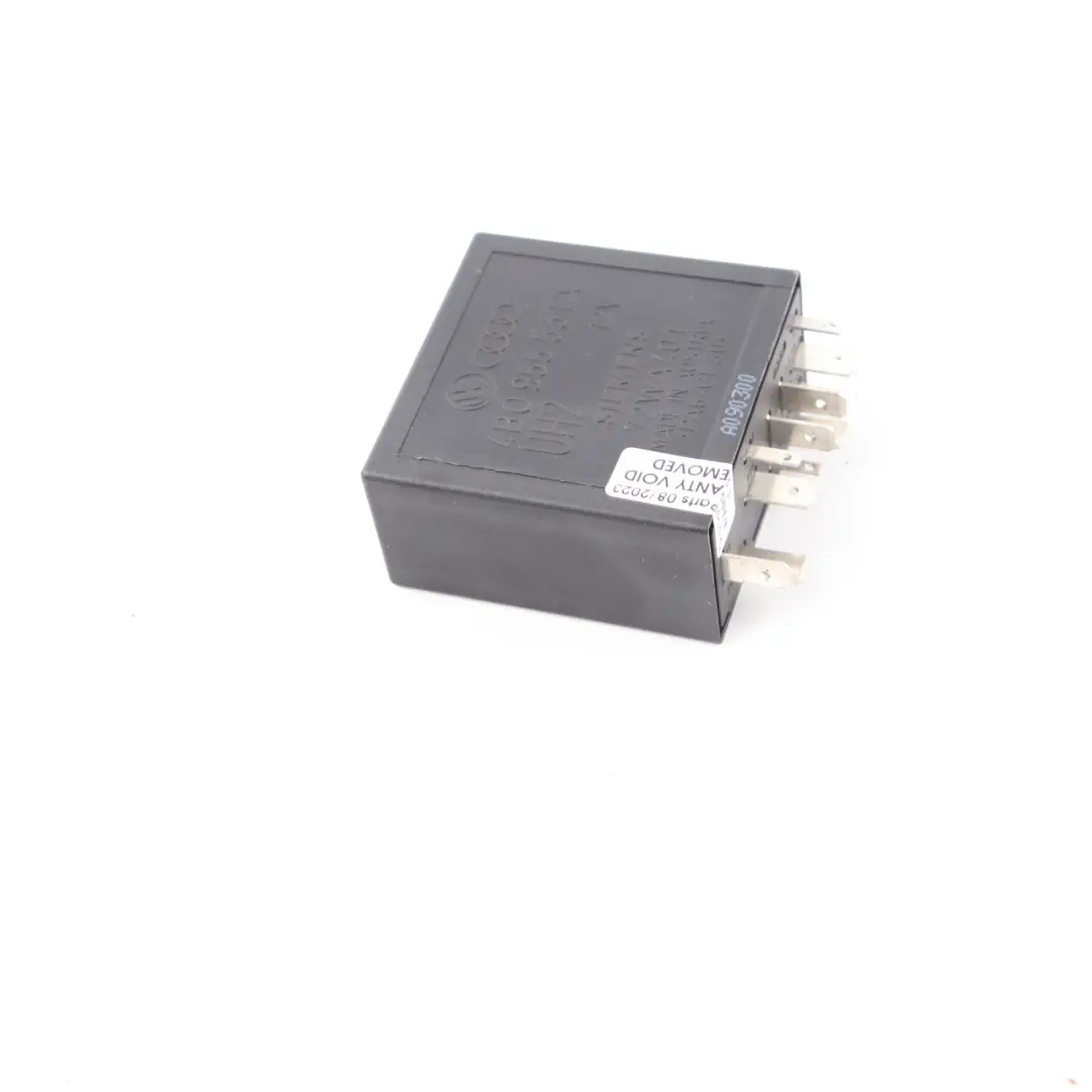 Przekaźnik Moduł 9 Pinów 12V UH2 do Audi VW Volkswagen Seat o numerze 4B0955531A Audi VW Volkswagen Seat Przekaźnik Moduł 9 Pinów 12V UH2 - SKU 4B0955531A - Numer Części 4B0955531A