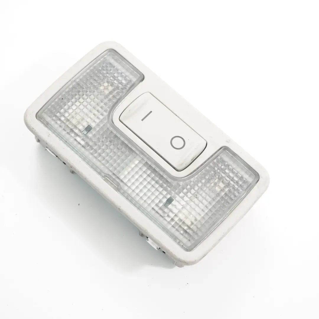  Luz De Techo Audi A4 B7 Luz De Cortesía Trasera Panel De Iluminación - SKU 4B9947123 - Número de pieza 4B9947123