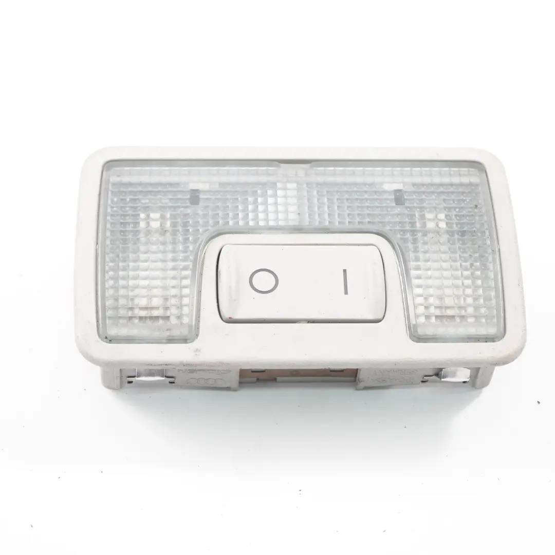  Luz De Techo Audi A4 B7 Luz De Cortesía Trasera Panel De Iluminación - SKU 4B9947123 - Número de pieza 4B9947123