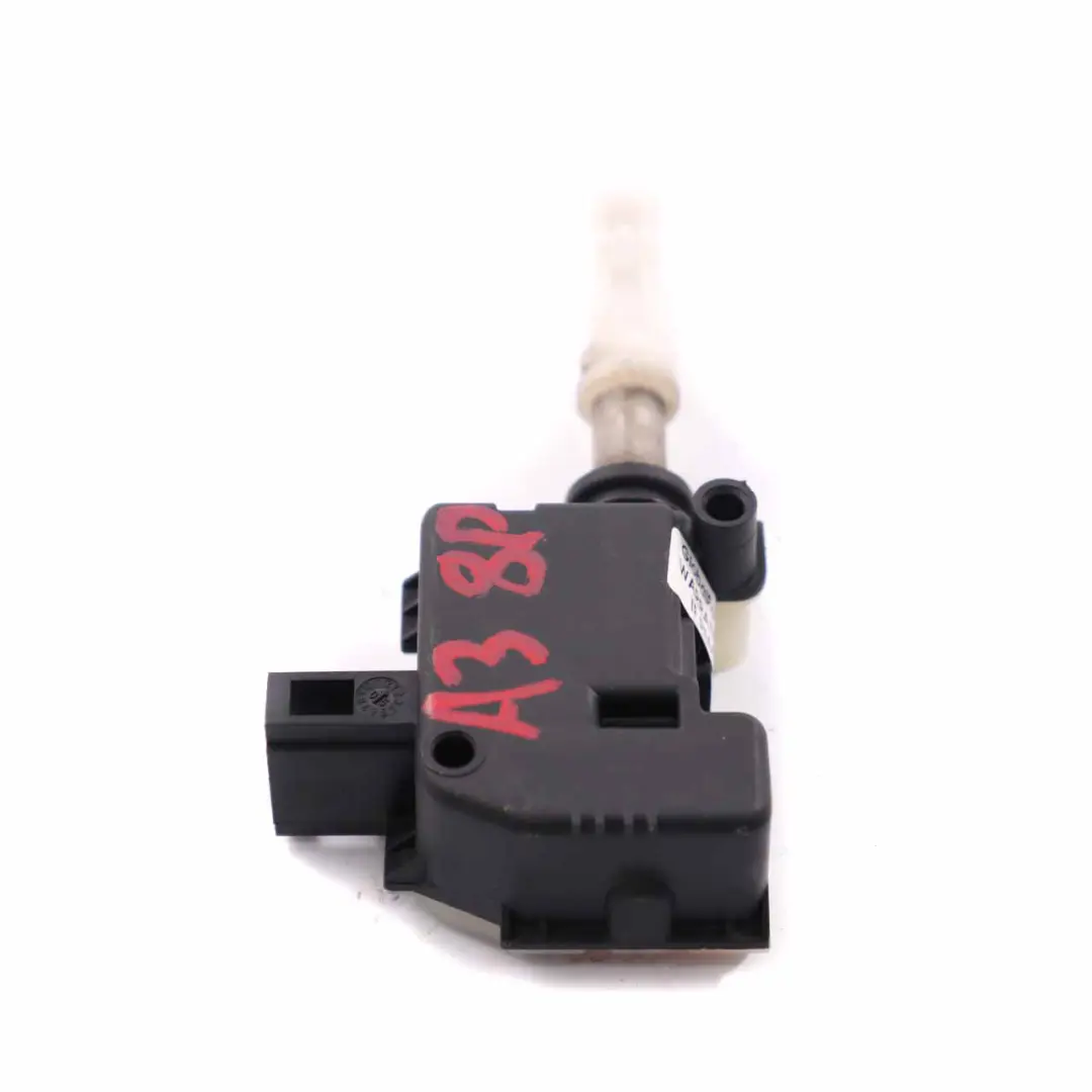 Audi A3 8P Cerradura del maletero Tapa del maletero - SKU 4B9962115C - Número de pieza 4B9962115C