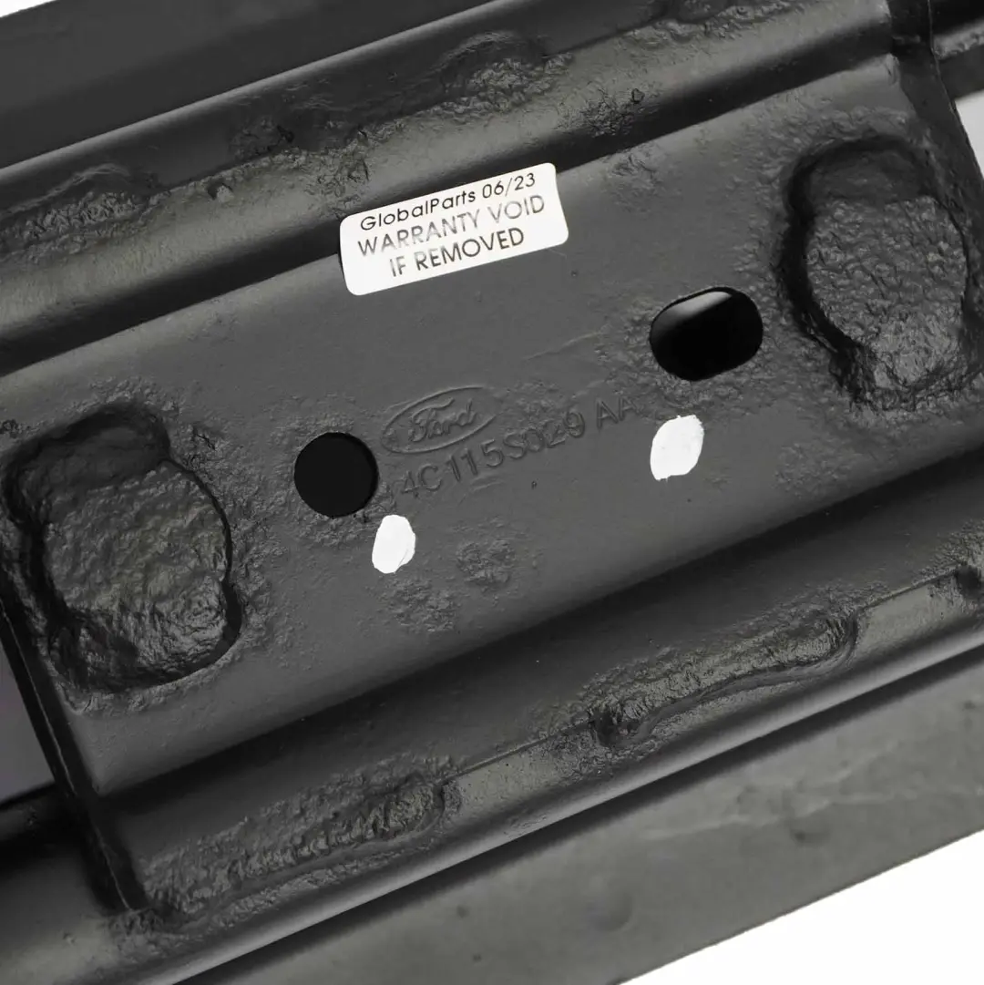 Staffa Supporto Telaio Ausiliario Assale Anteriore per Ford Transit con numero di parte 4C11-5S029-AA Ford Transit Staffa Supporto Telaio Ausiliario Assale Anteriore - SKU 4C11-5S029-AA - Numero di parte 4C11-5S029-AA