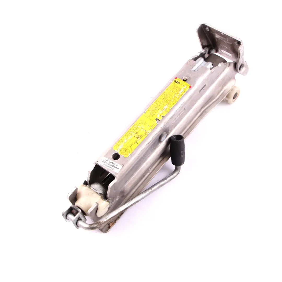 05-11 Outil de levage de voiture de secours pour Audi A6 C6 S6 à propos du numéro de pièce 4F0 011 031 Audi A6 C6 S6 05-11 Outil de levage de voiture de secours - SKU 4F0 011 031 - Numéro de pièce 4F0 011 031