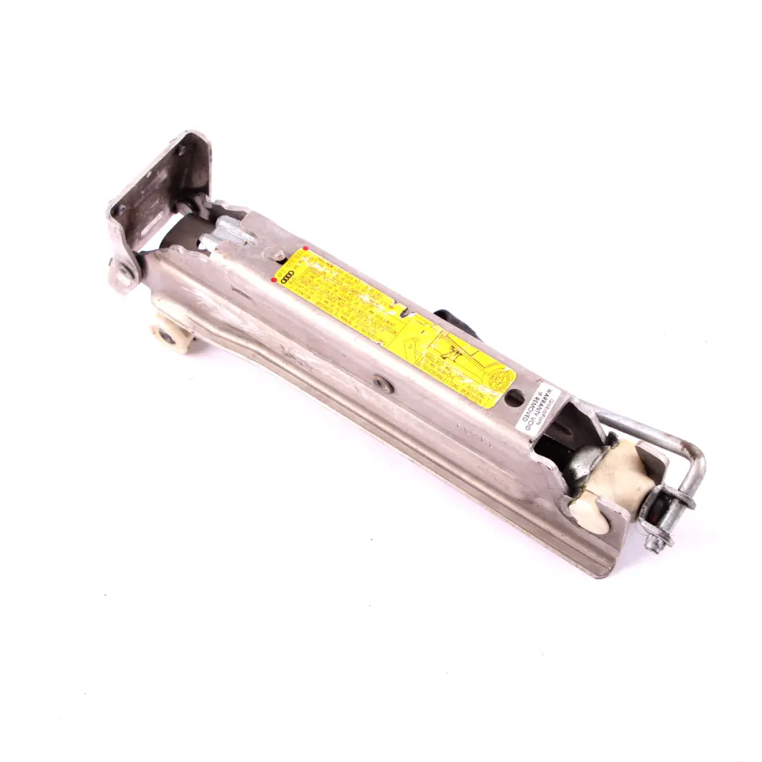 05-11 Emergenza auto sollevamento ricambio Jack Tool per Audi A6 C6 S6 con numero di parte 4F0 011 031 Audi A6 C6 S6 05-11 Emergenza auto sollevamento ricambio Jack Tool - SKU 4F0 011 031 - Numero di parte 4F0 011 031