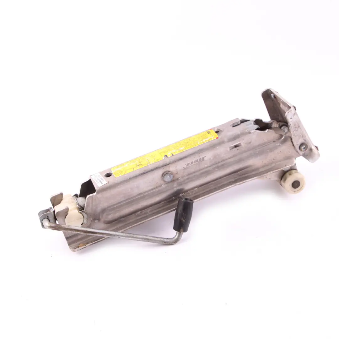 05-11 Outil de levage de voiture de secours pour Audi A6 C6 S6 à propos du numéro de pièce 4F0 011 031 Audi A6 C6 S6 05-11 Outil de levage de voiture de secours - SKU 4F0 011 031 - Numéro de pièce 4F0 011 031