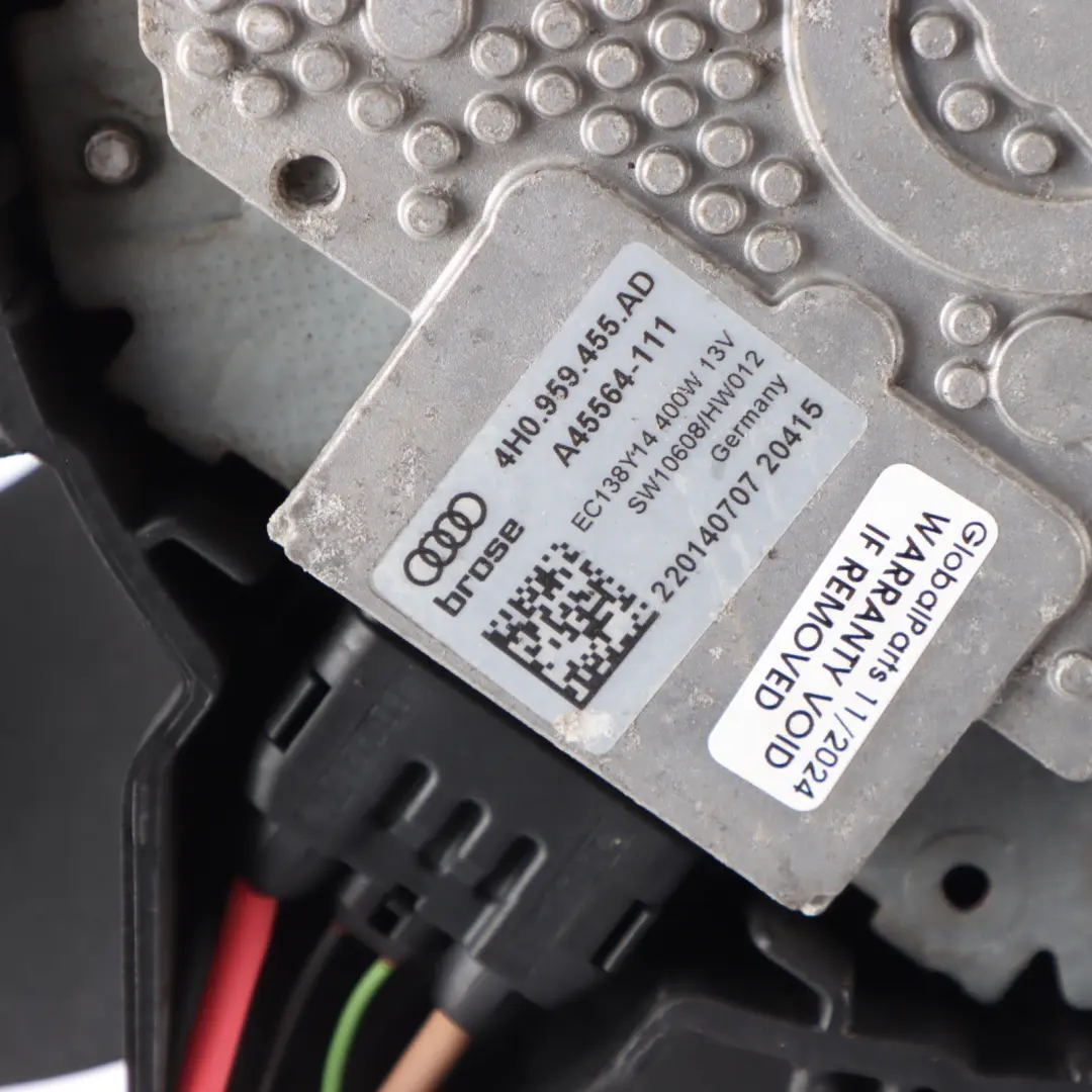 Radiator Fan Engine Cooling Cooler Blower to Audi A6 4G Q5 8R with Part number 4H0121207B Audi A6 4G Q5 8R Radiator Fan Engine Cooling Cooler Blower - SKU 4H0121207B - Part number 4H0121207B