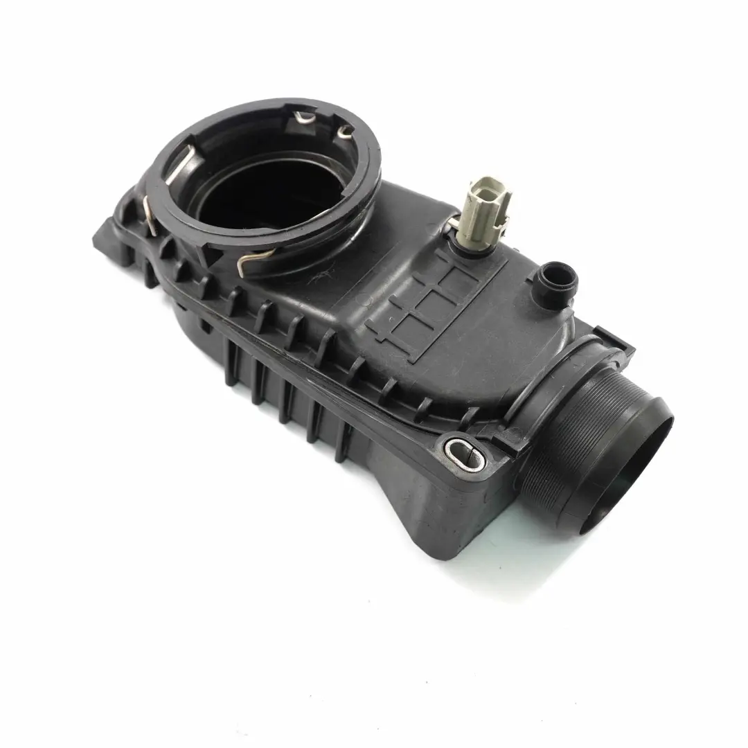 Land Rover Range Sport L320 3.0d Resonator Box Air Intake Pipe - SKU 4H2Q6K770BC - Part number 4H2Q6K770BC