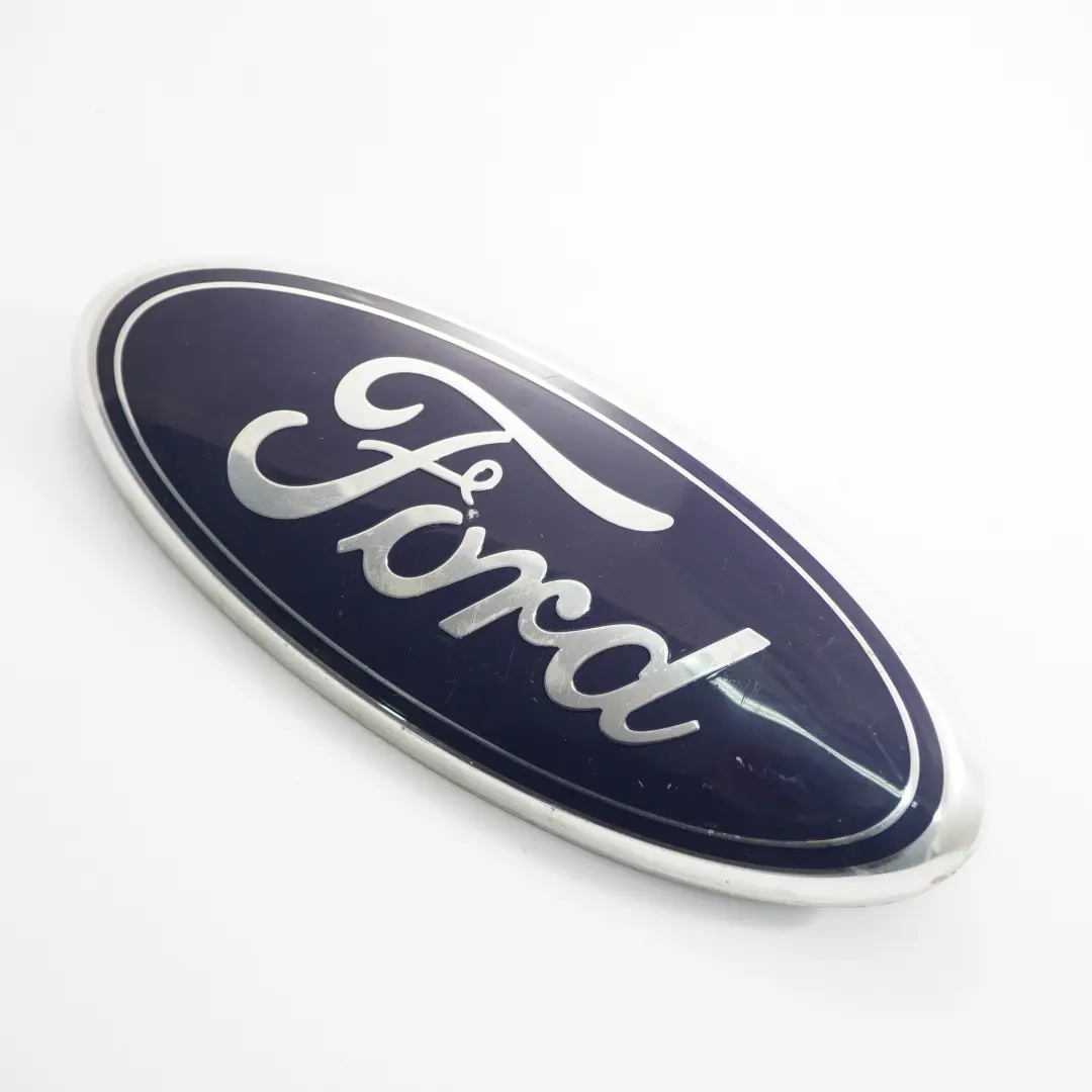 Emblema Frontal Logo Rejilla Insignia Base para Ford Transit MK7 con número de pieza 4L3415402A16AC Ford Transit MK7 Emblema Frontal Logo Rejilla Insignia Base - SKU 4L3415402A16AC - Número de pieza 4L3415402A16AC
