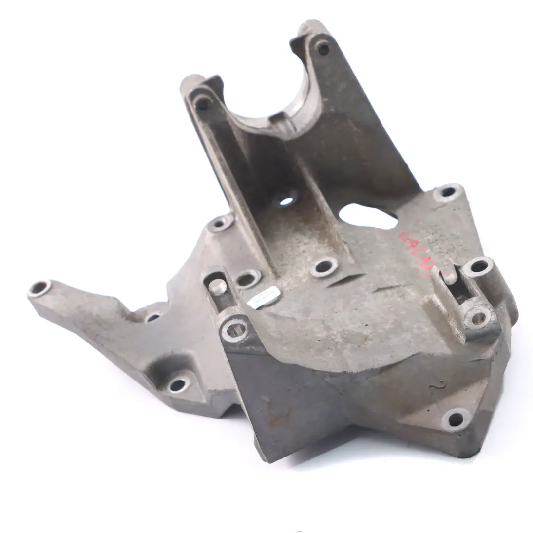 Ford Galaxy Mondeo MK4 2.0 TDCi Support de fixation l'alternateur 4M5Q-10239-CC - SKU 4M5Q10239CC - Numéro de pièce 4M5Q10239CC
