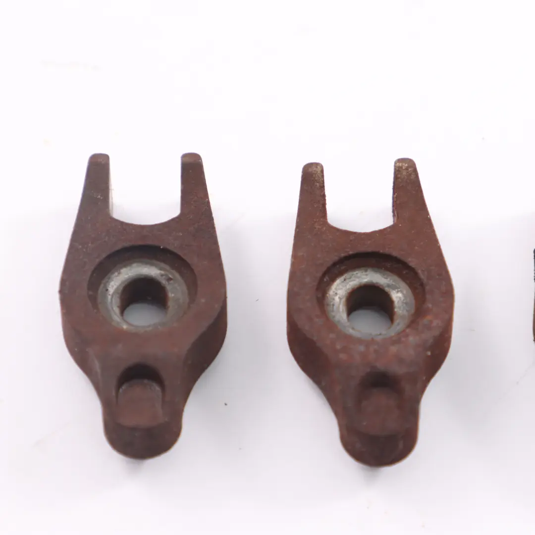 Mordaza Sujeción Juego Porta Inyector Combustible para Ford Connect Focus con número de pieza 4M5Q9L535AB Ford Connect Focus Mordaza Sujeción Juego Porta Inyector Combustible - SKU 4M5Q9L535AB - Número de pieza 4M5Q9L535AB