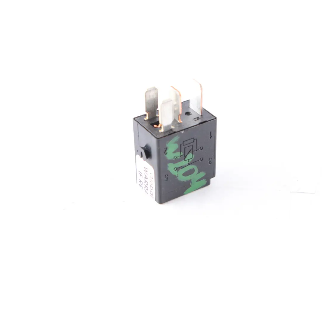  Relé Mercedes W176 W246 4 polos Negro Hella 12V A0025428419 - SKU 4RA007813 - Número de pieza 4RA007813
