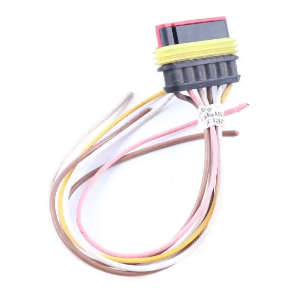 Headlight Lamp Light Front Right O/S Plug Socket Wiring to Iveco Daily 3 with Part number 500307756 Iveco Daily 3 Headlight Lamp Light Front Right O/S Plug Socket Wiring - SKU 500307756-2 - Part number 500307756