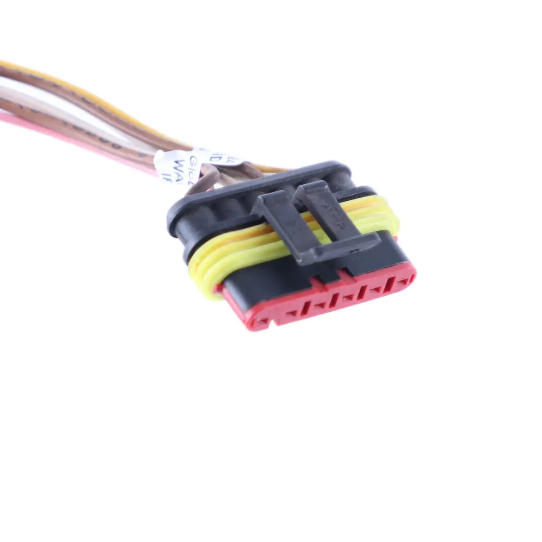 Headlight Lamp Light Front Right O/S Plug Socket Wiring to Iveco Daily 3 with Part number 500307756 Iveco Daily 3 Headlight Lamp Light Front Right O/S Plug Socket Wiring - SKU 500307756-2 - Part number 500307756