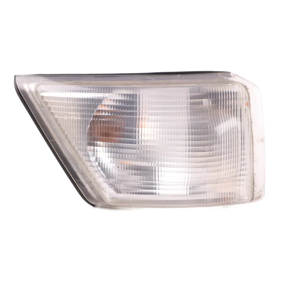 Turn Indicator Signal Light Lamp Front Right O/S to Iveco Daily 3 with Part number 504104465 Iveco Daily 3 Turn Indicator Signal Light Lamp Front Right O/S - SKU 504104465 - Part number 504104465