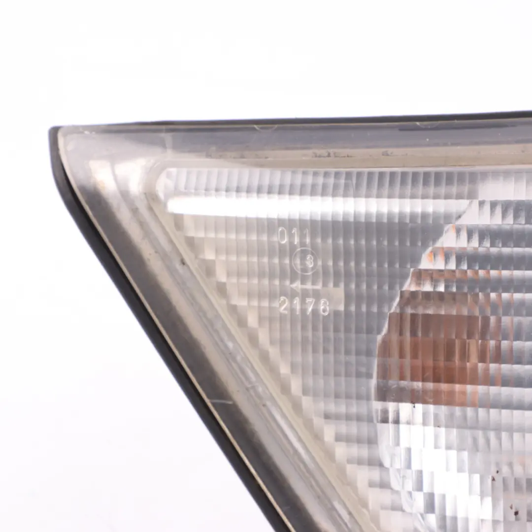 Turn Indicator Signal Light Lamp Front Right O/S to Iveco Daily 3 with Part number 504104465 Iveco Daily 3 Turn Indicator Signal Light Lamp Front Right O/S - SKU 504104465 - Part number 504104465