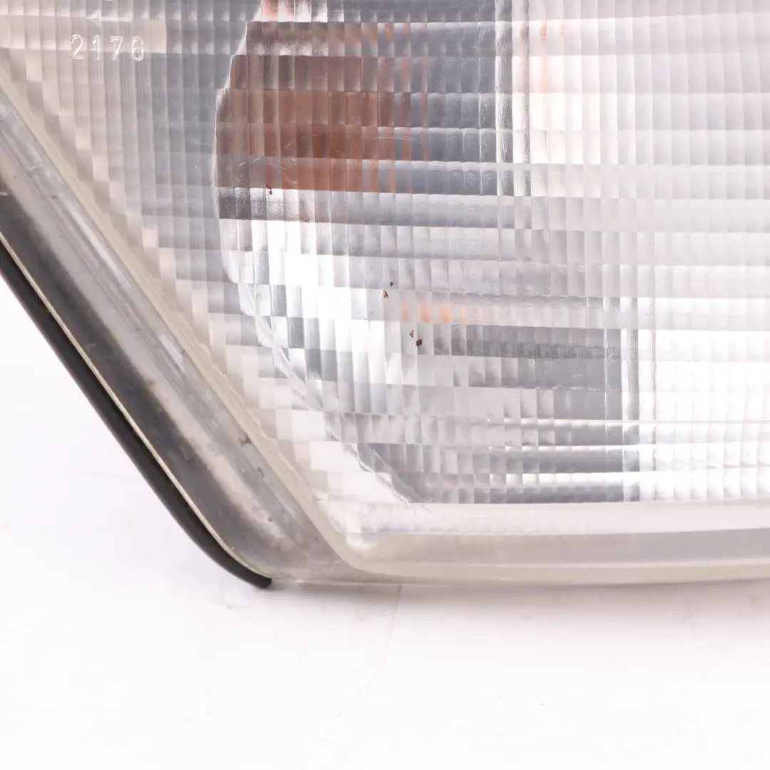 Turn Indicator Signal Light Lamp Front Right O/S to Iveco Daily 3 with Part number 504104465 Iveco Daily 3 Turn Indicator Signal Light Lamp Front Right O/S - SKU 504104465 - Part number 504104465