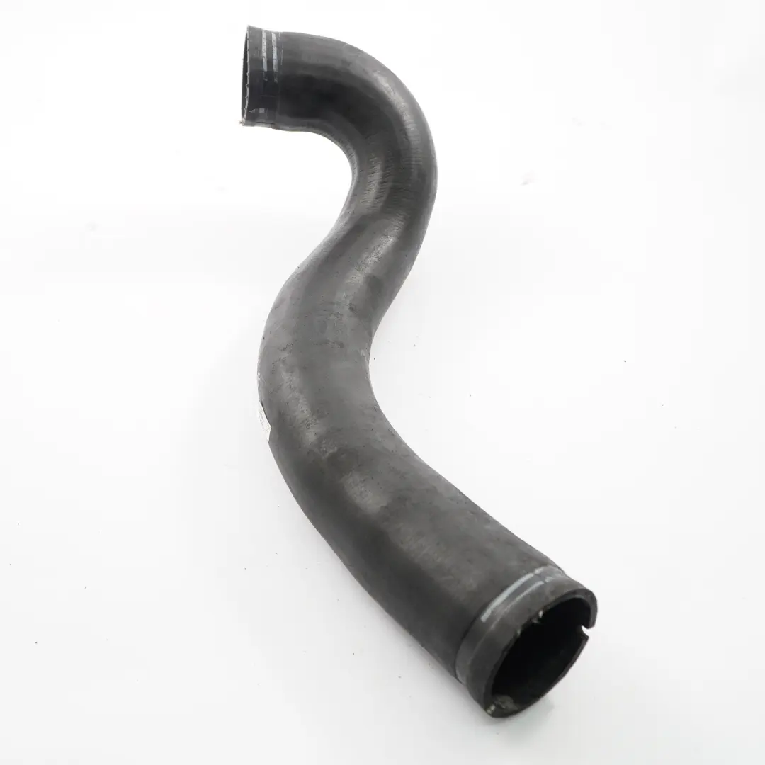 Rura Powietrza Doładowanego Przepustnicy Intercoolera do Iveco Daily o numerze 504300627 Iveco Daily Rura Powietrza Doładowanego Przepustnicy Intercoolera - SKU 504300627 - Numer Części 504300627