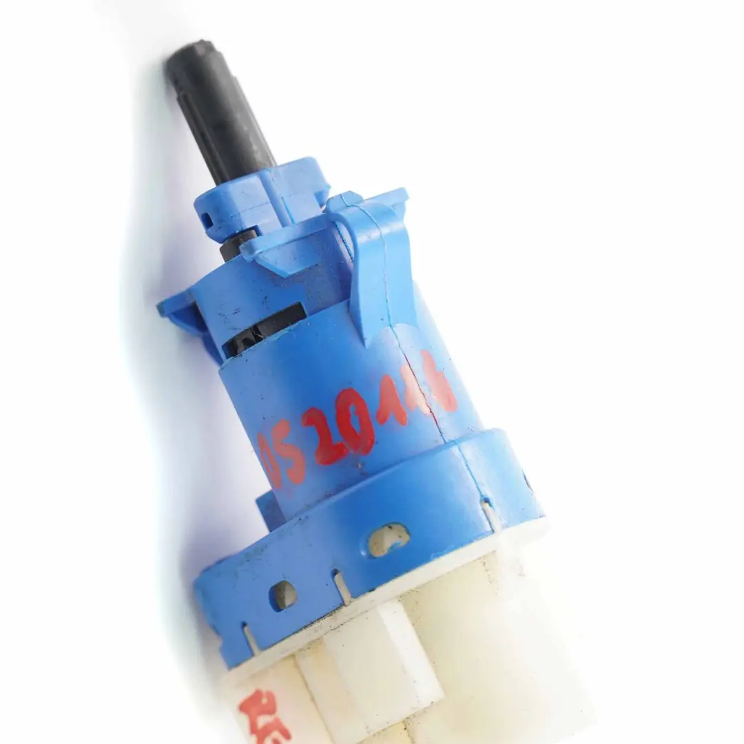 Interruptor freno Fiat Ducato Peugeot Boxer Tope estacionamiento pedal para con número de pieza 50520116 Interruptor freno Fiat Ducato Peugeot Boxer Tope estacionamiento pedal - SKU 50520116 - Número de pieza 50520116