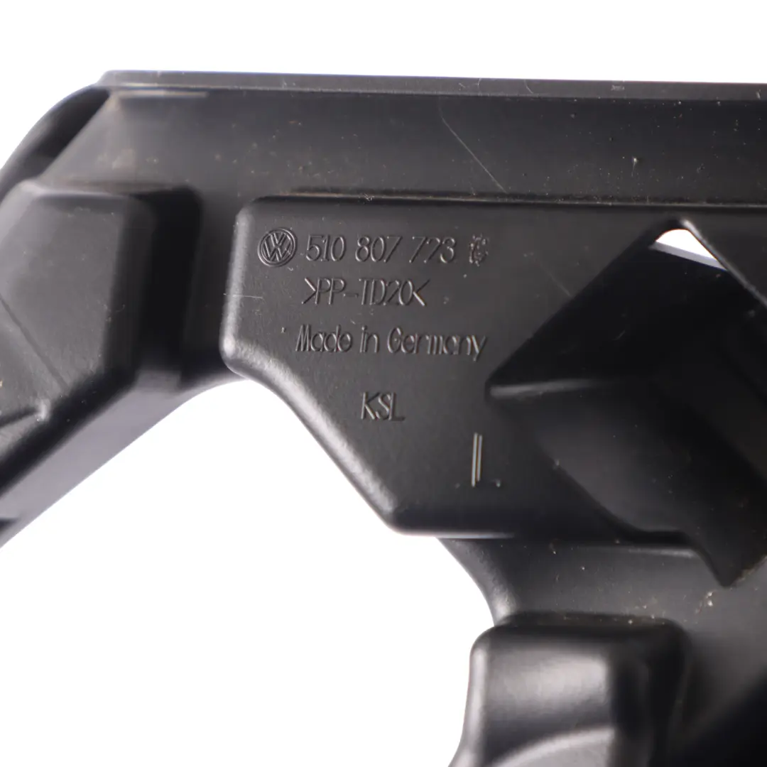 Wspornik Ślizg Zderzaka Lewy Przód do Volkswagen Golf Sportsvan o numerze 510807723G Volkswagen Golf Sportsvan Wspornik Ślizg Zderzaka Lewy Przód - SKU 510807723G - Numer Części 510807723G