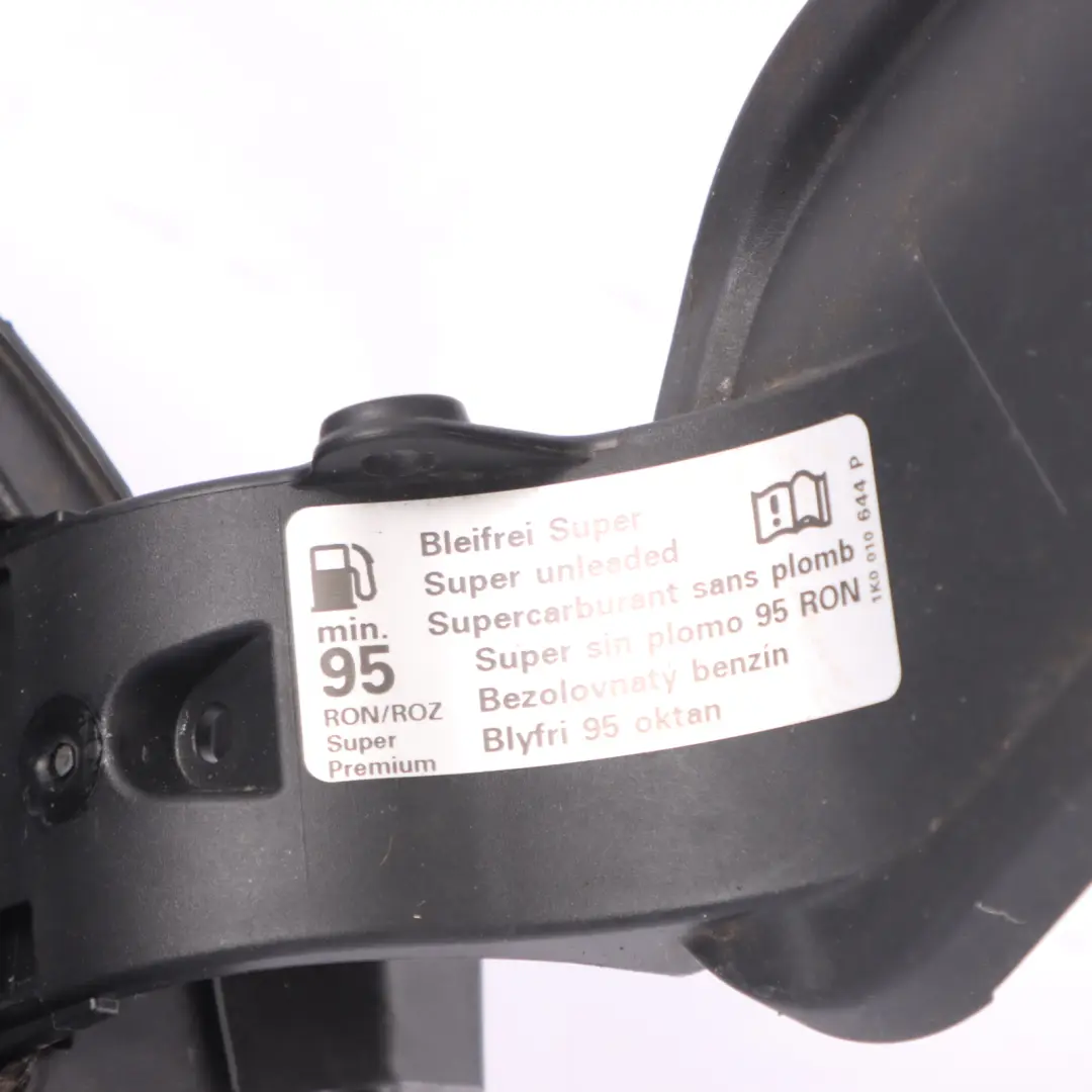 Riempimento Coperchio della linguetta Tappo 510809799 per Volkswagen Golf Sportsvan con numero di parte 510809857A Volkswagen Golf Sportsvan Riempimento Coperchio della linguetta Tappo 510809799 - SKU 510809857A - Numero di parte 510809857A